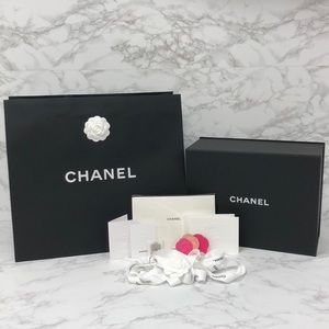 BRAND NEW Authentic Chanel Magnetic Box Gift Set